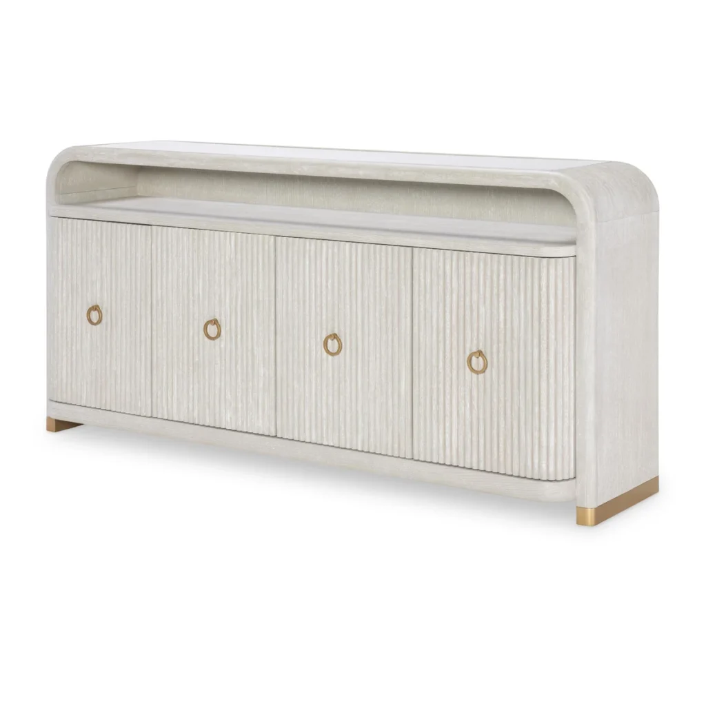 Sideboard: sideboard with doors closed