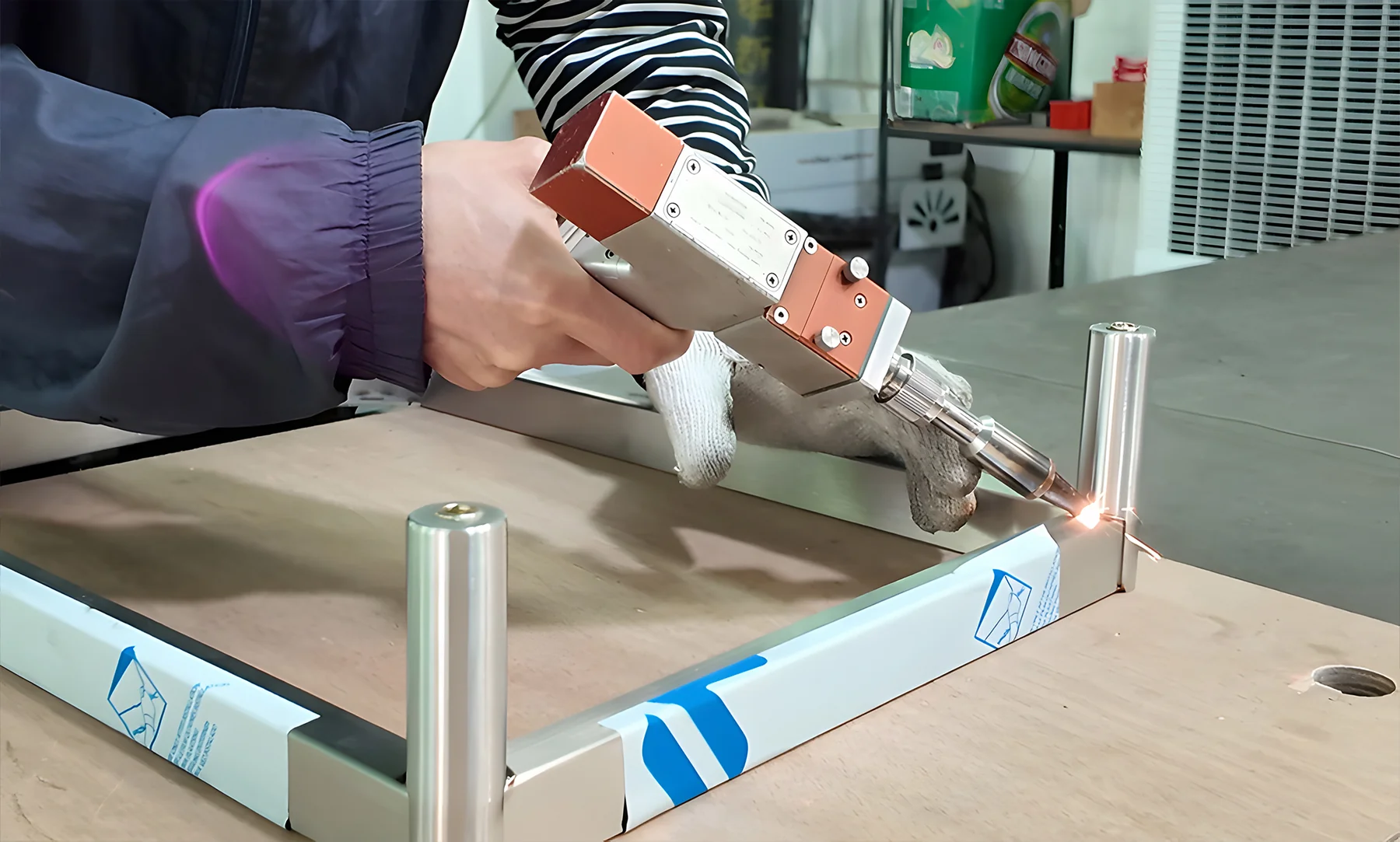 Welding a metal furniture frame